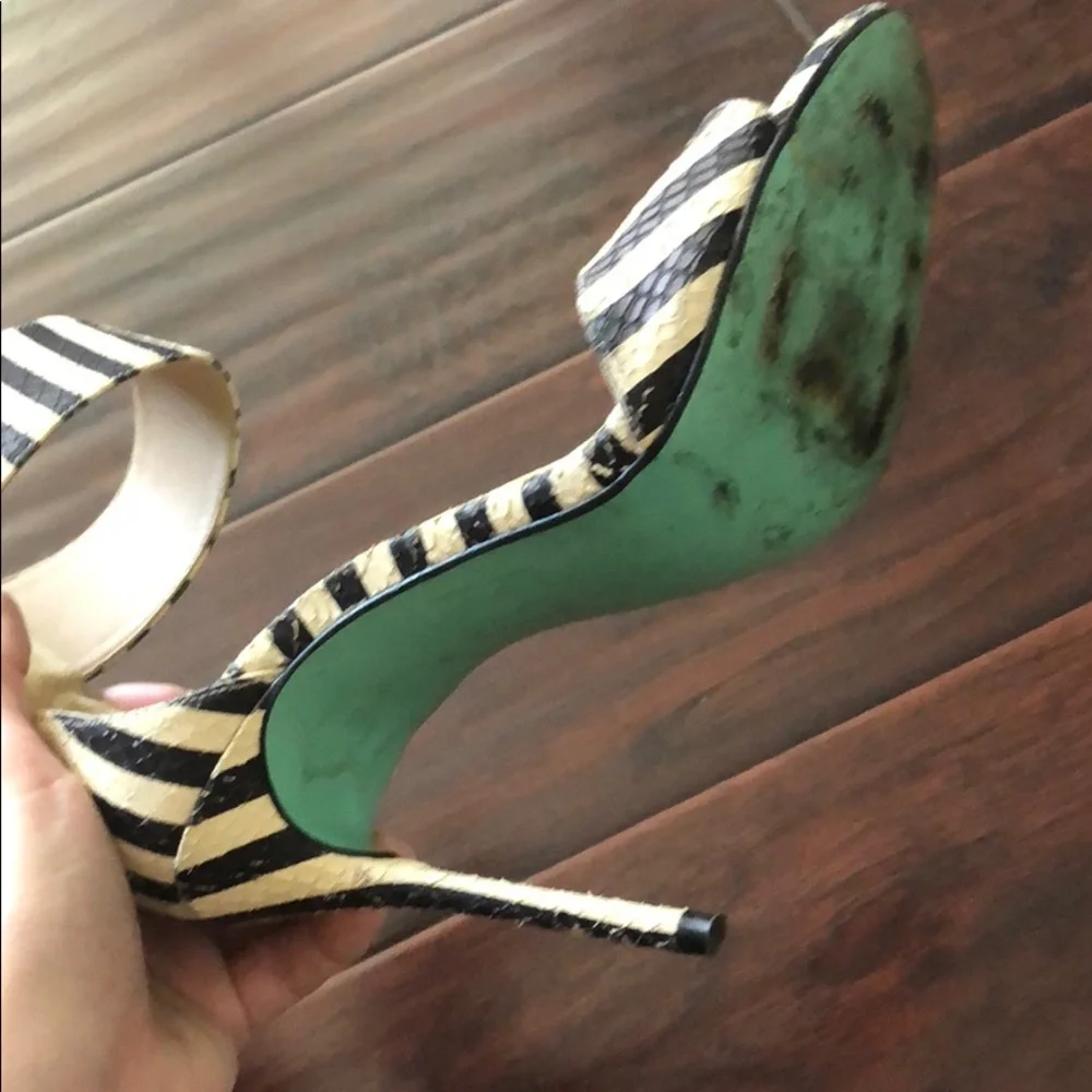 Real Italian leather black/white stripe pumps - Picture 6 of 7